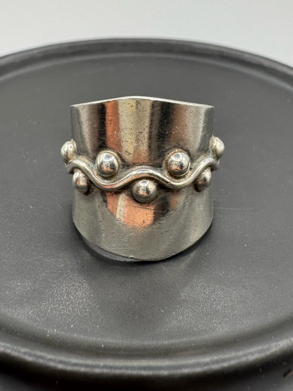 Vintage Sterling Silver Wavy Bead Wide Band Ring Size 8